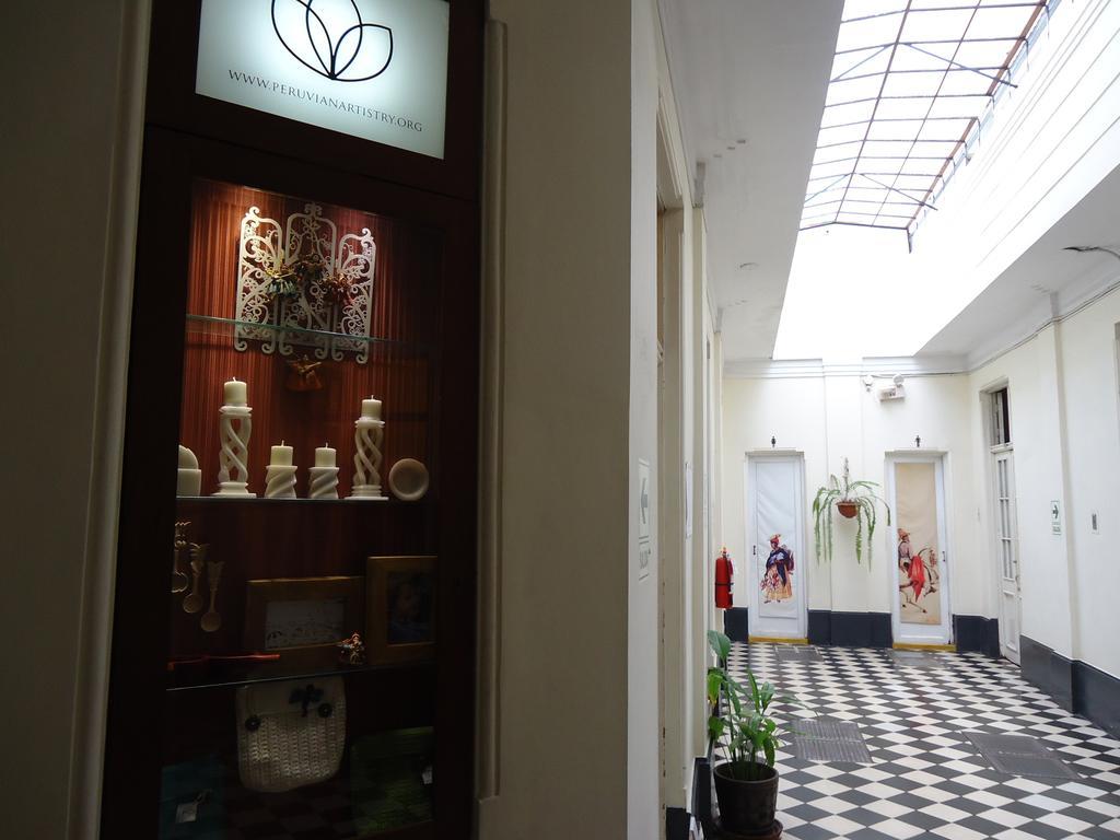 Santa Rosa Apartotel- Centro Histórico Lima